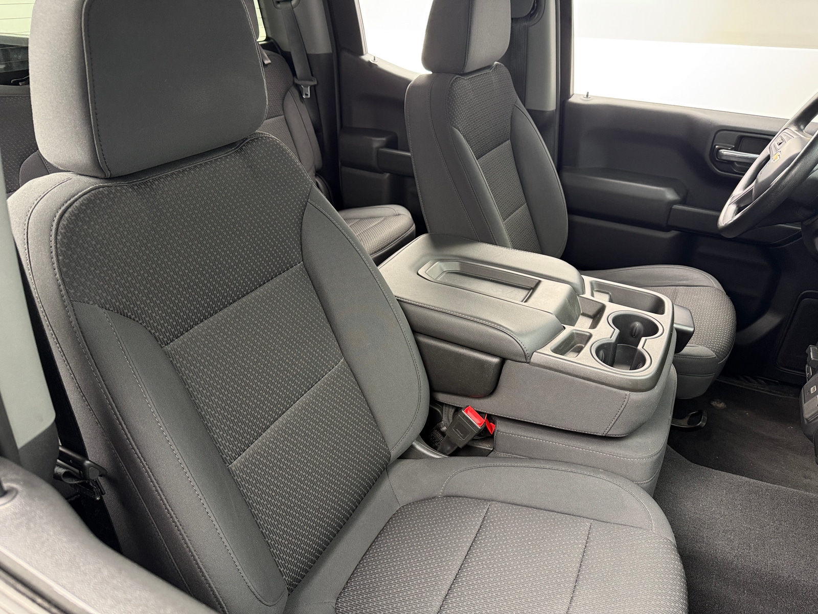 Thumbnail: 2020 Chevrolet Silverado 1500 - 2