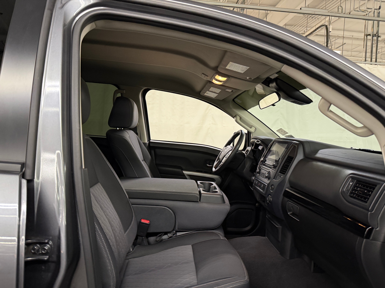 Thumbnail: 2023 Nissan Titan - 2