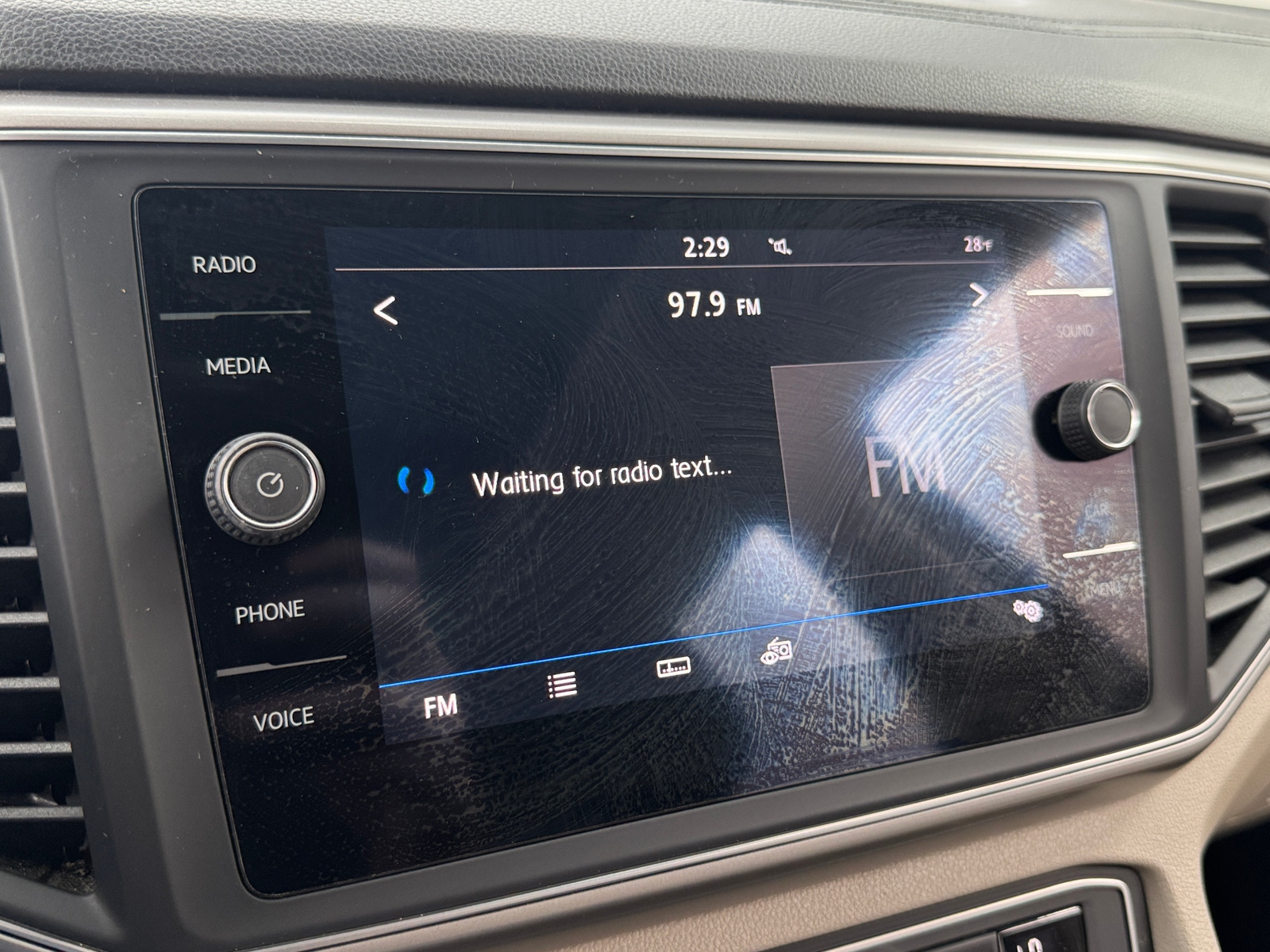 Thumbnail: 2019 Volkswagen Atlas - 3