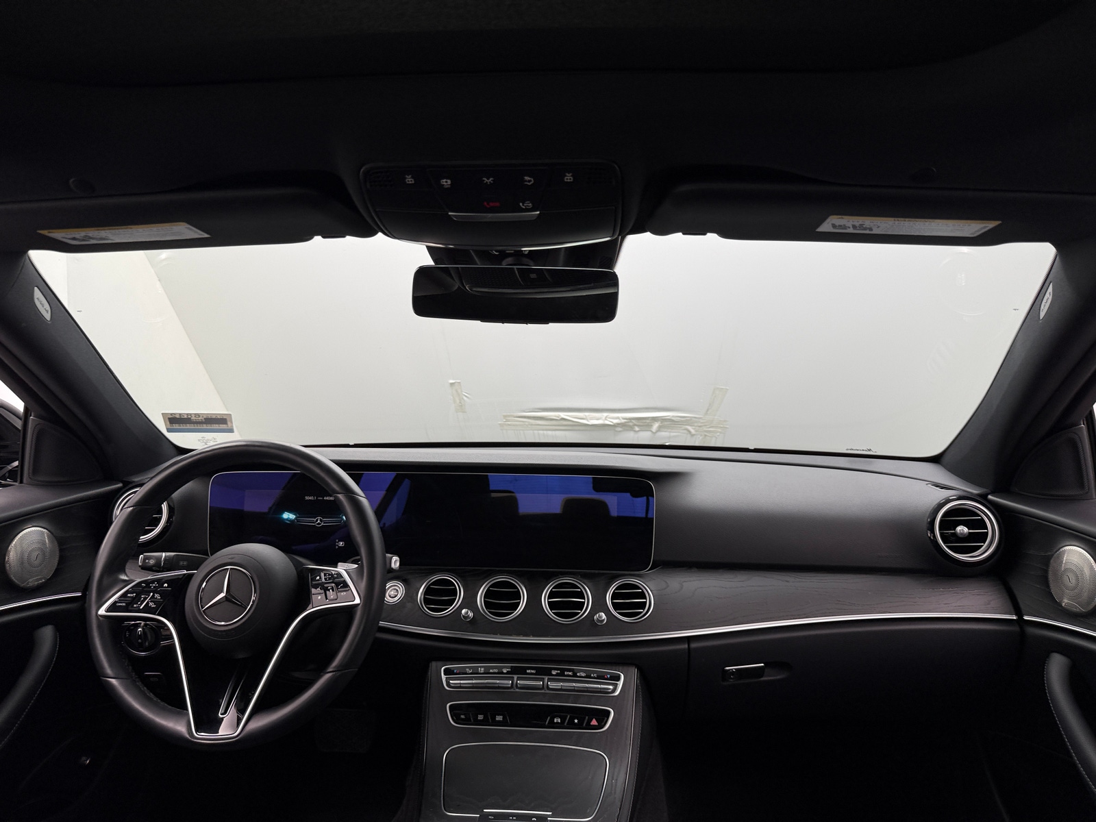 Thumbnail: 2022 Mercedes-Benz E-Class - 2