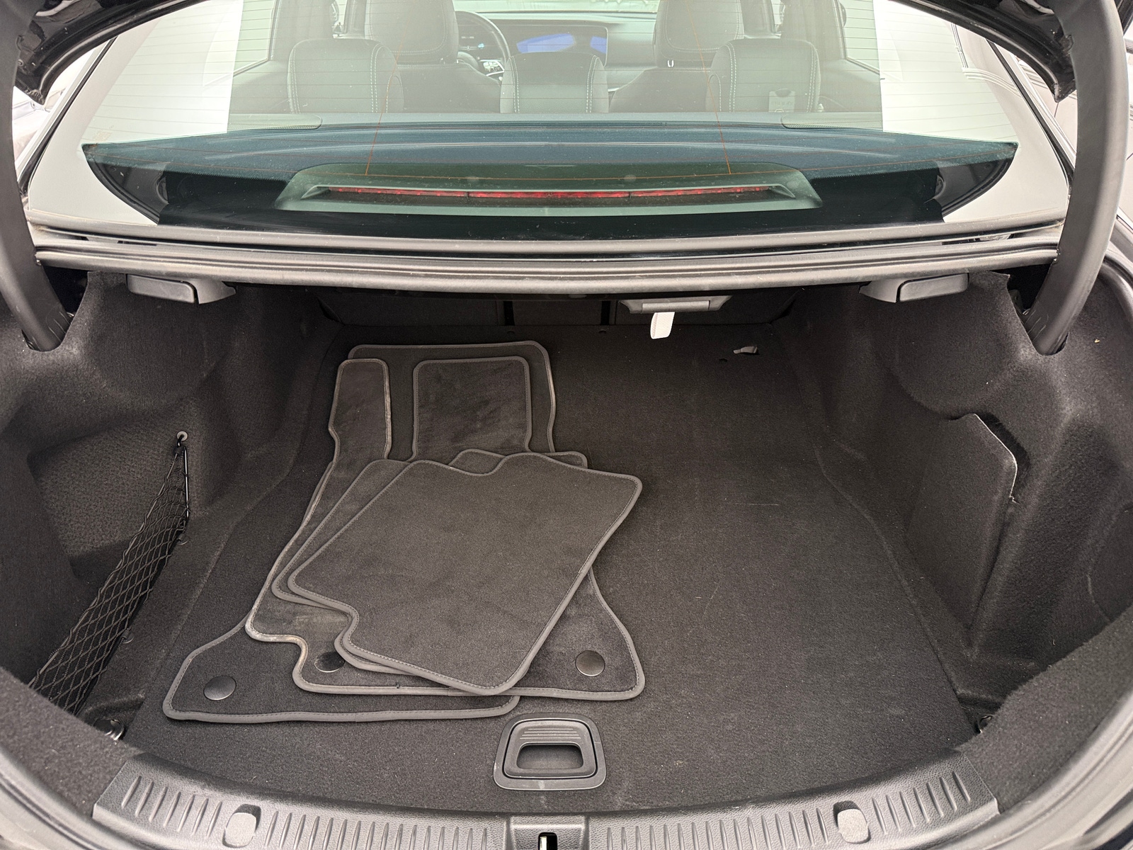 Thumbnail: 2022 Mercedes-Benz E-Class - 6