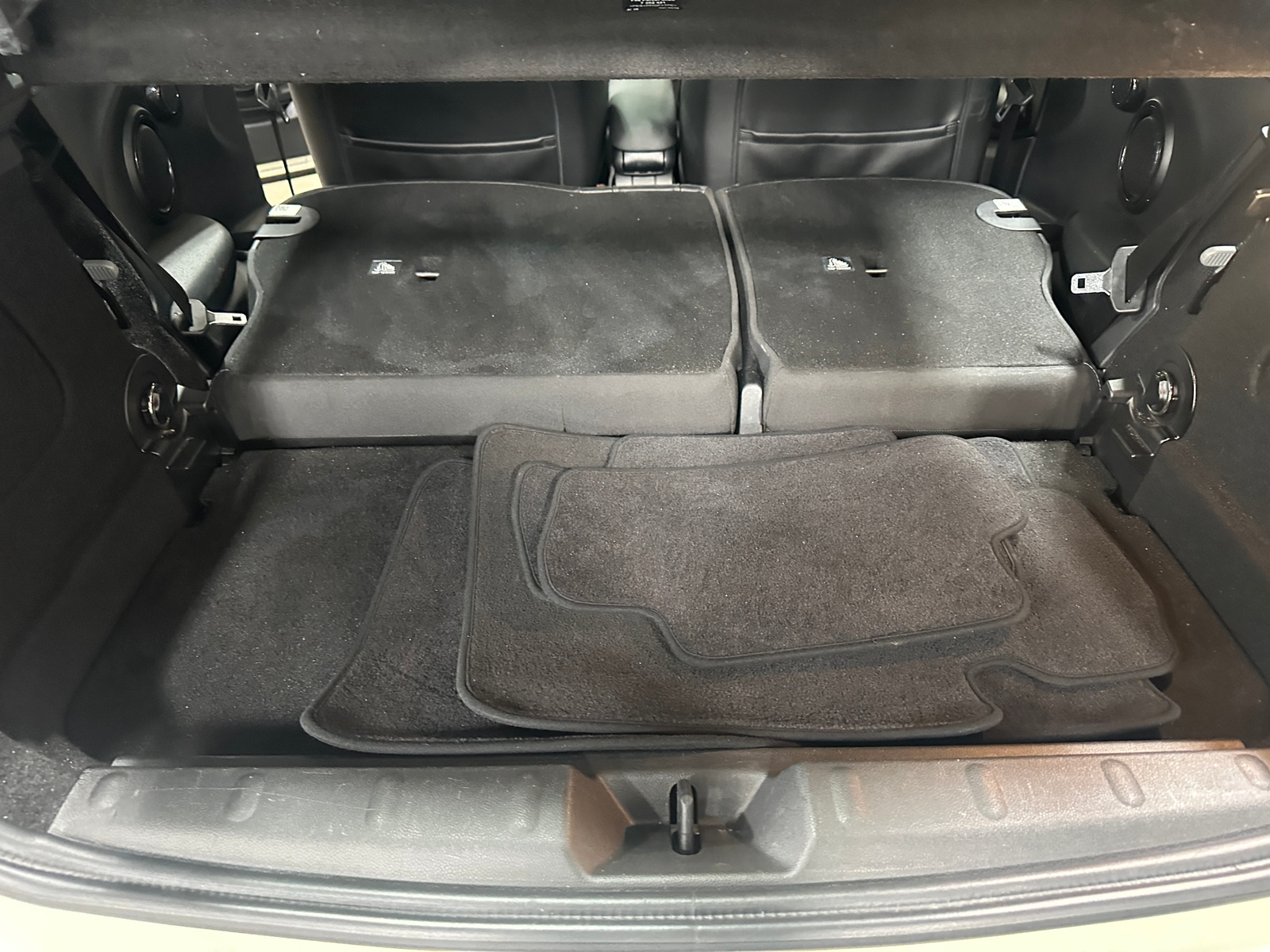 Thumbnail: 2016 MINI Cooper Hardtop - 6