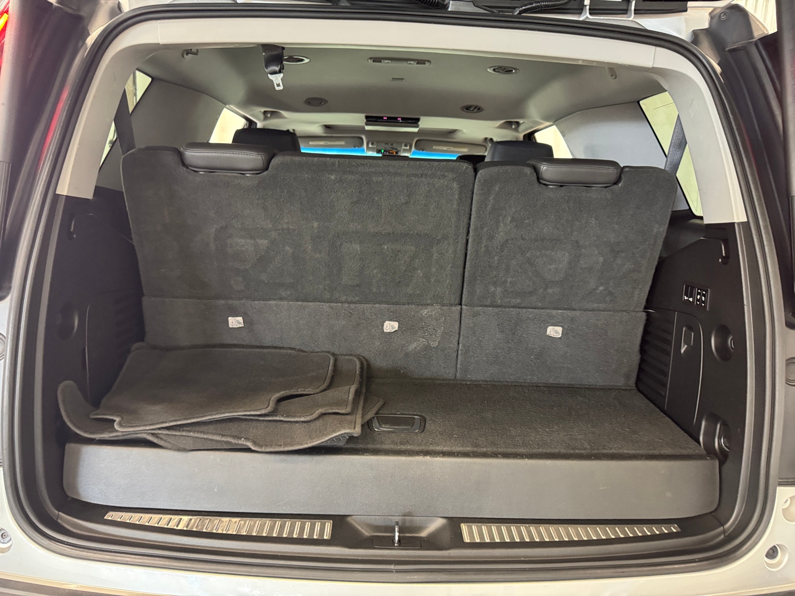 Thumbnail: 2018 Cadillac Escalade - 6