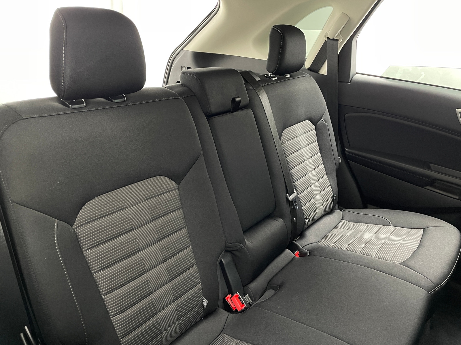 Thumbnail: 2024 Ford Edge - 6