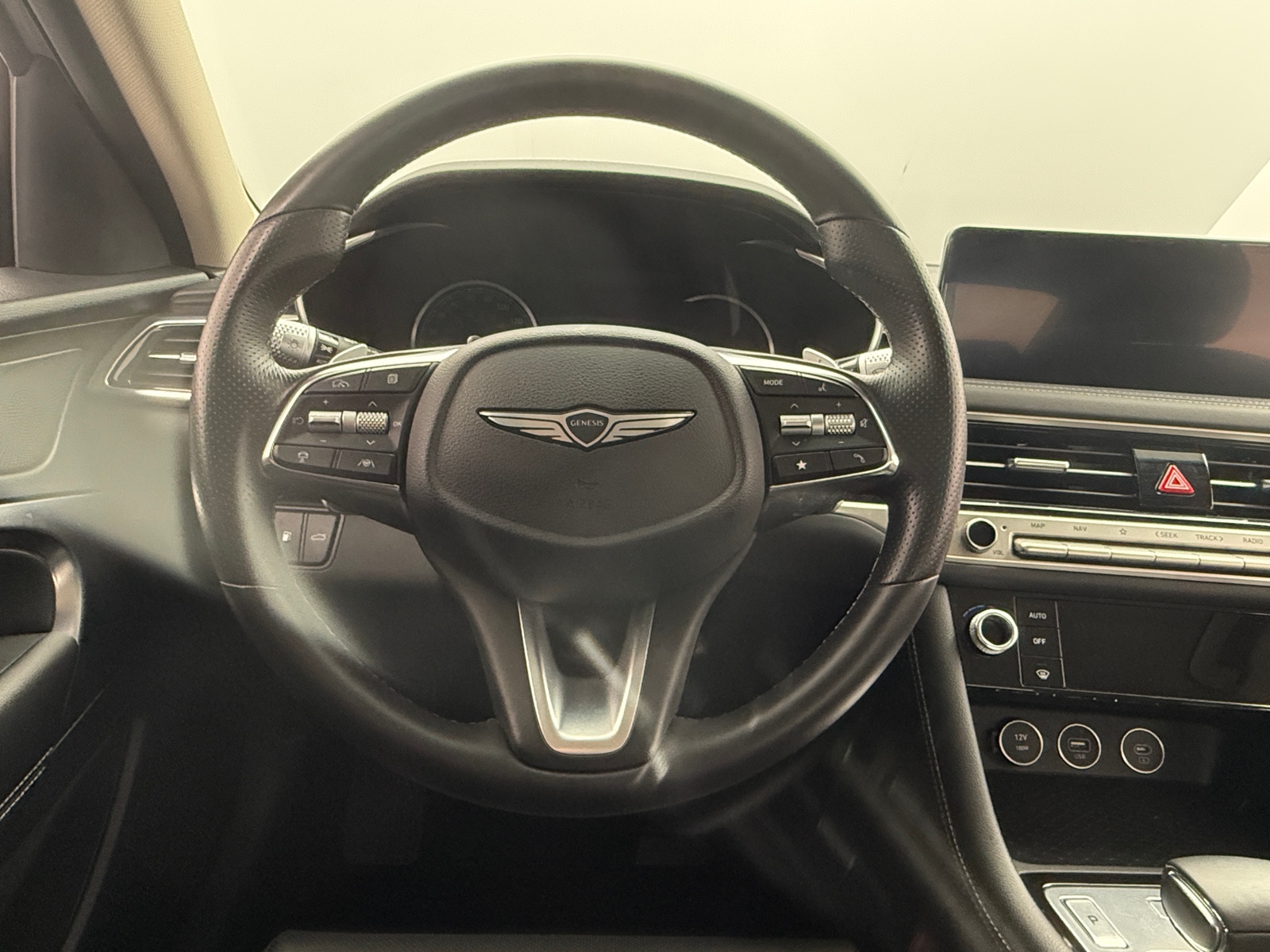 Thumbnail: 2025 Genesis G70 - 4