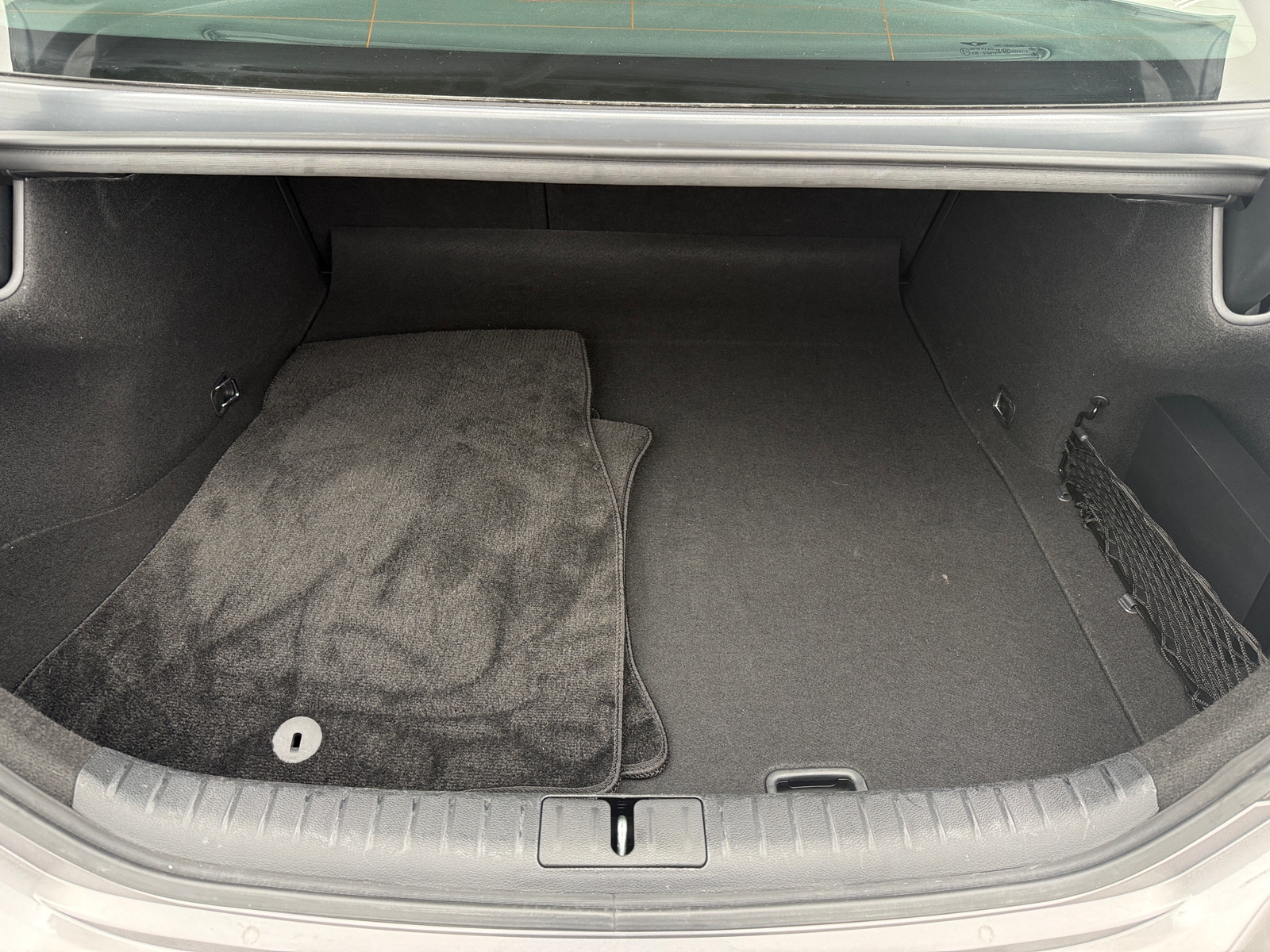 Thumbnail: 2025 Genesis G70 - 6