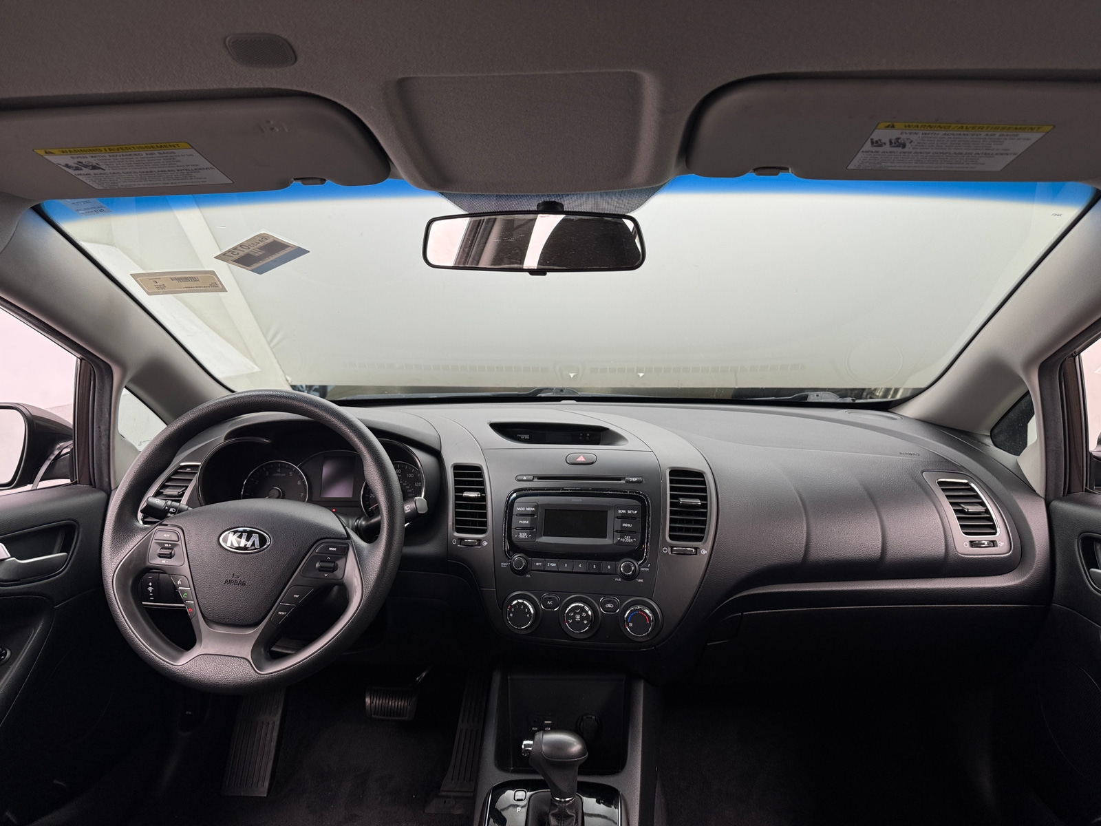 Thumbnail: 2017 Kia Forte - 3