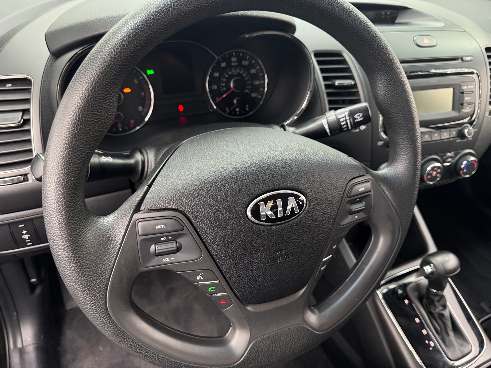 Thumbnail: 2017 Kia Forte - 5