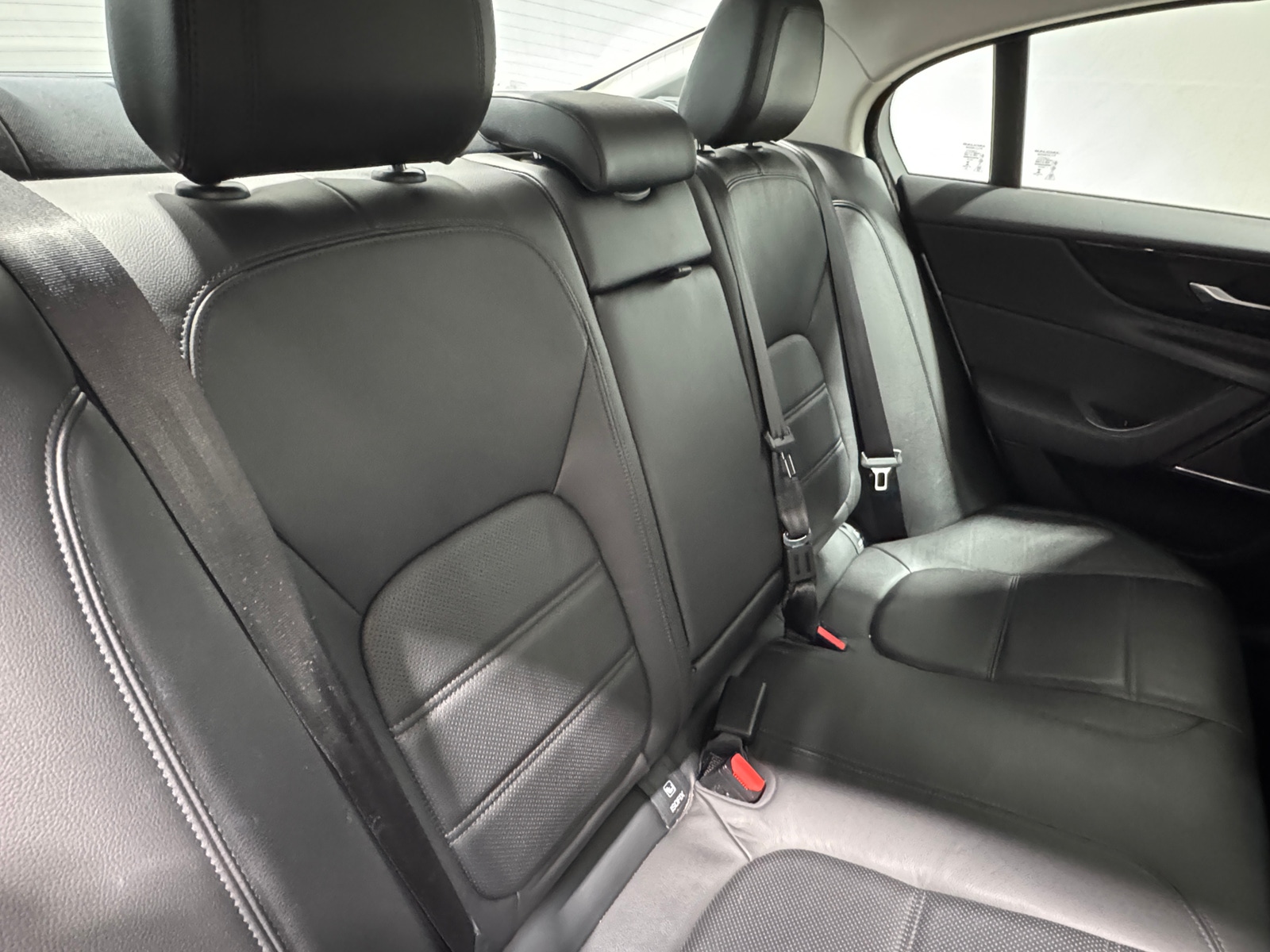 Thumbnail: 2020 Jaguar XE - 5