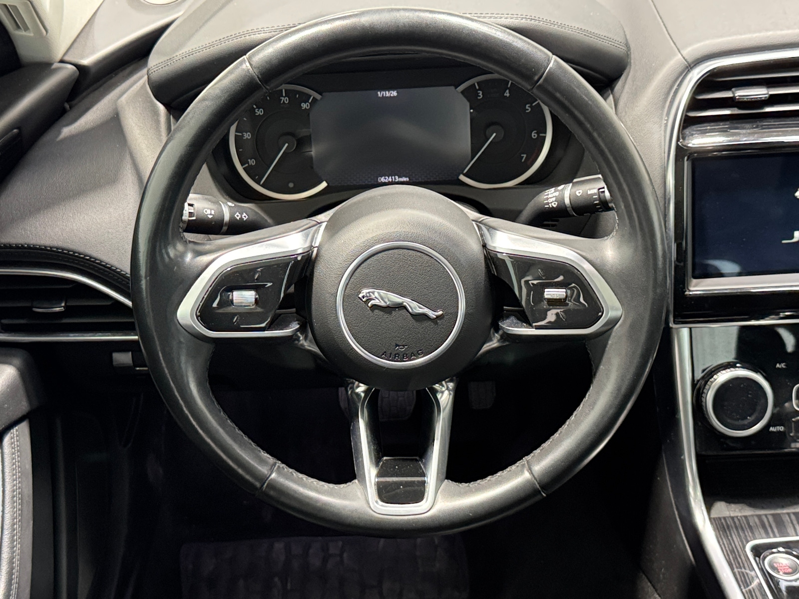 Thumbnail: 2020 Jaguar XE - 4