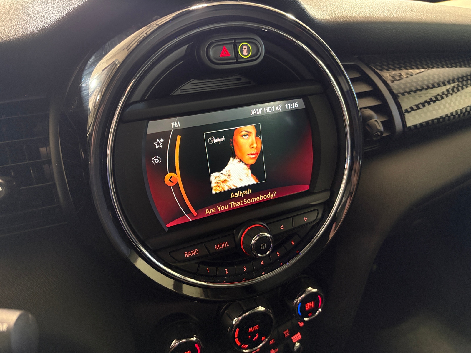 Thumbnail: 2019 MINI Cooper Hardtop - 3