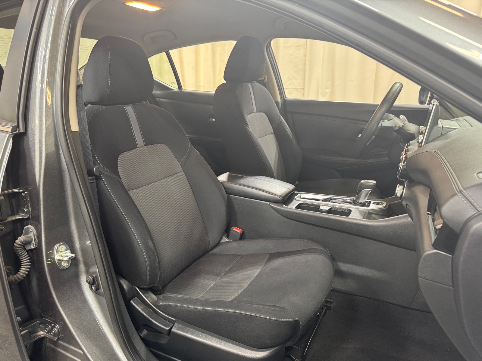 Thumbnail: 2023 Nissan Sentra - 2