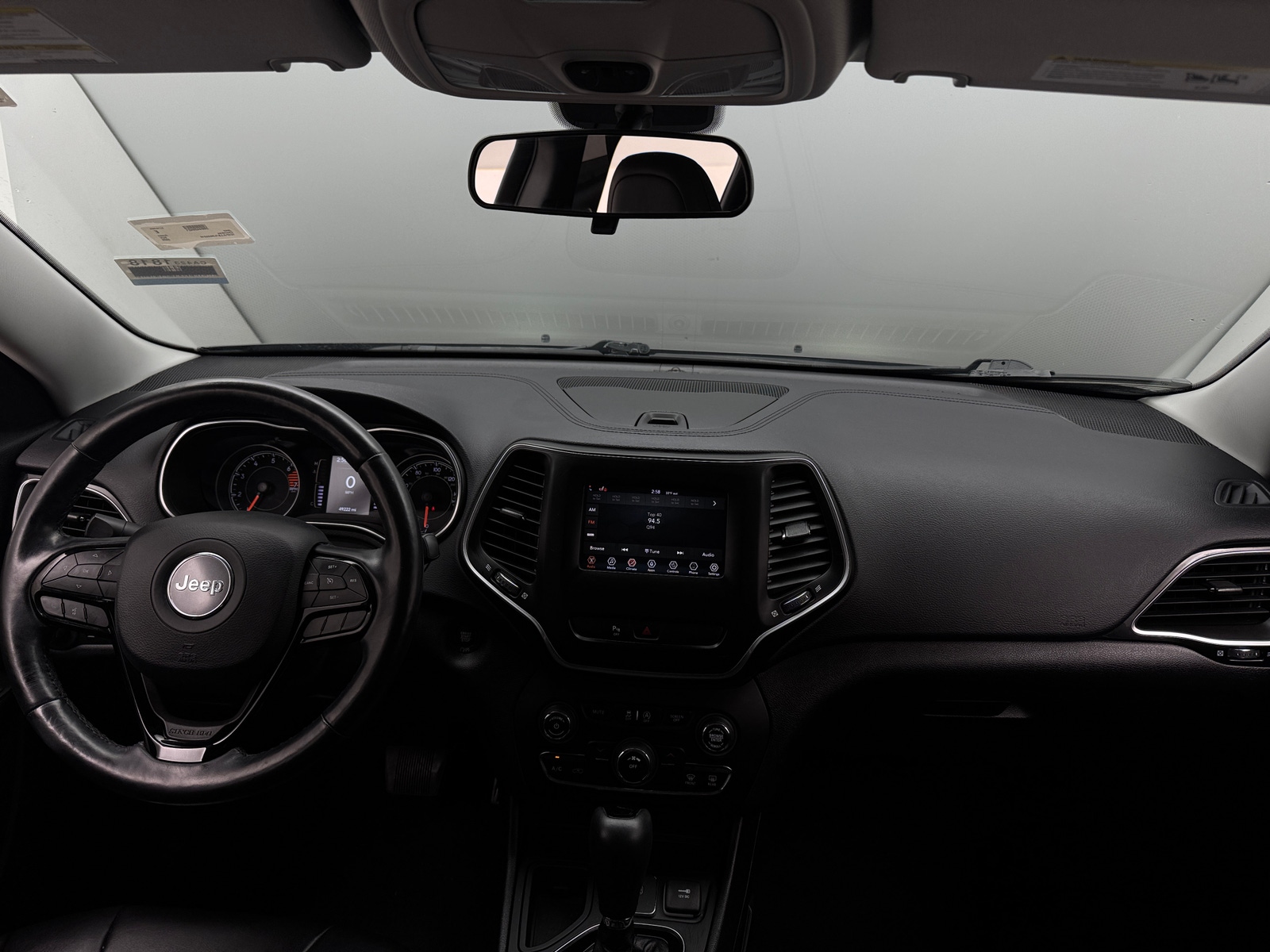 Thumbnail: 2020 Jeep Cherokee - 3