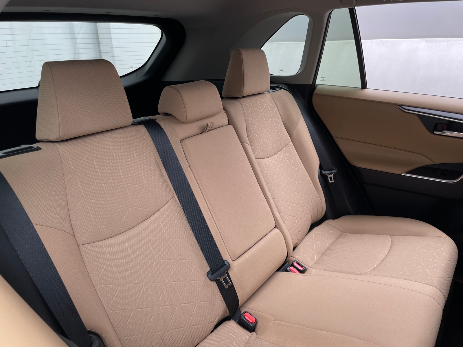 Thumbnail: 2019 Toyota RAV4 - 6