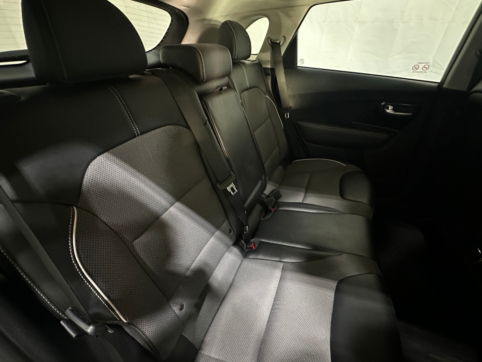 Thumbnail: 2022 Kia Niro - 5