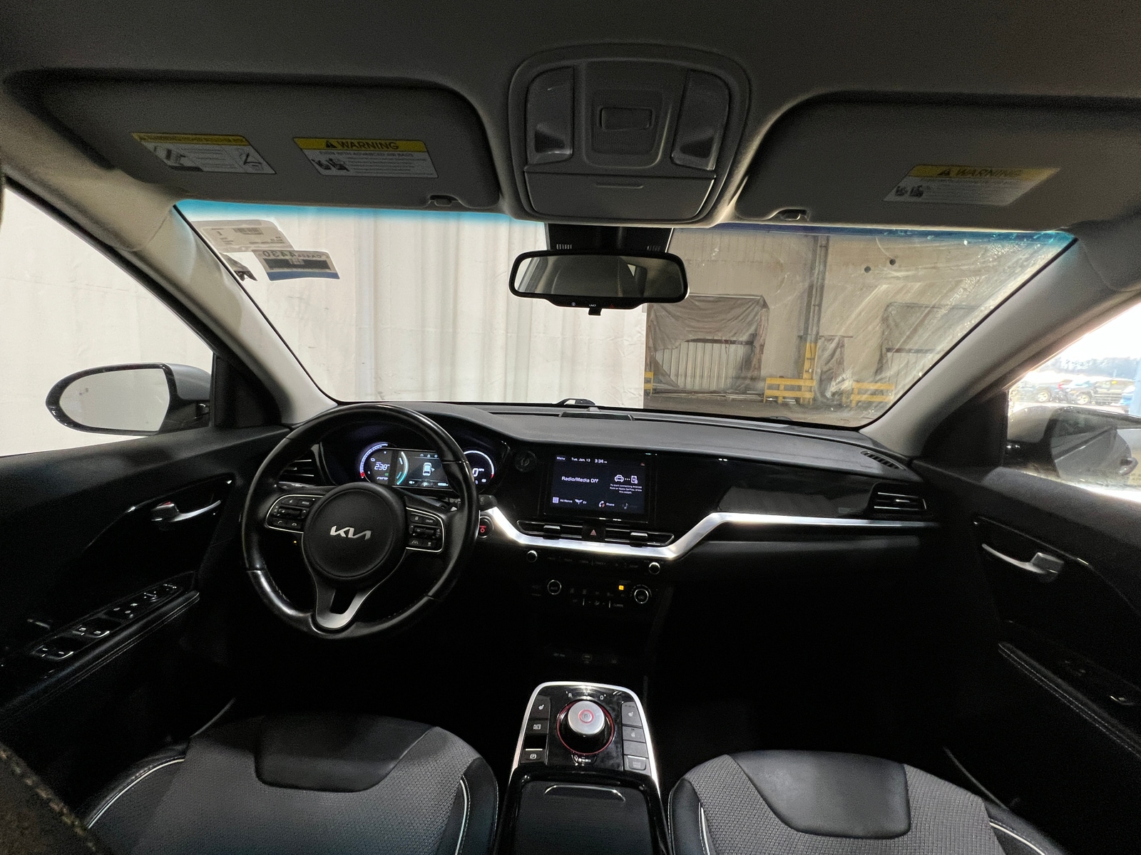 Thumbnail: 2022 Kia Niro - 2