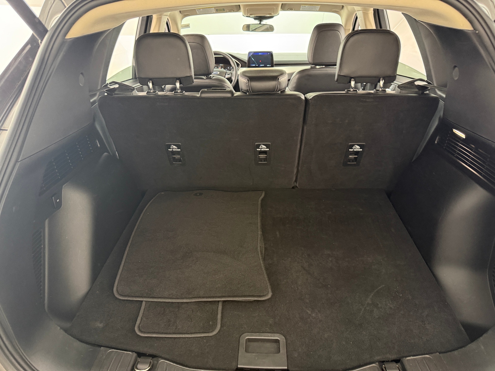 Thumbnail: 2020 Ford Escape - 6