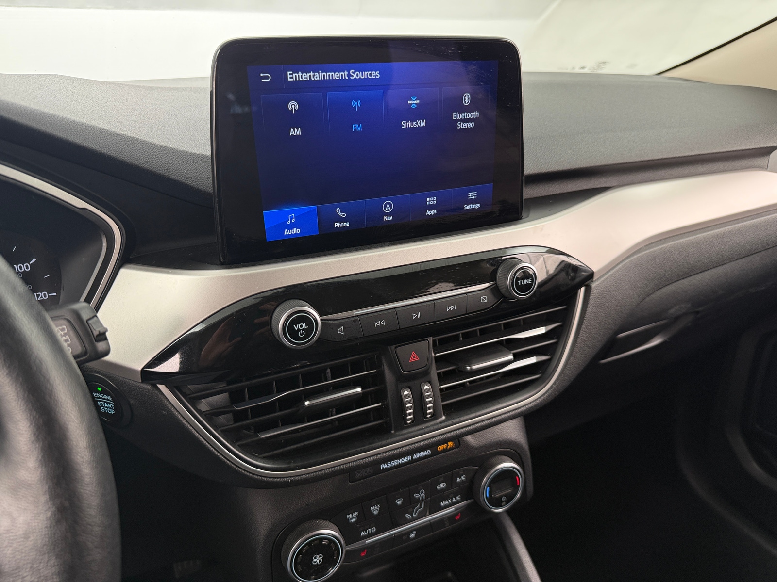 Thumbnail: 2020 Ford Escape - 3