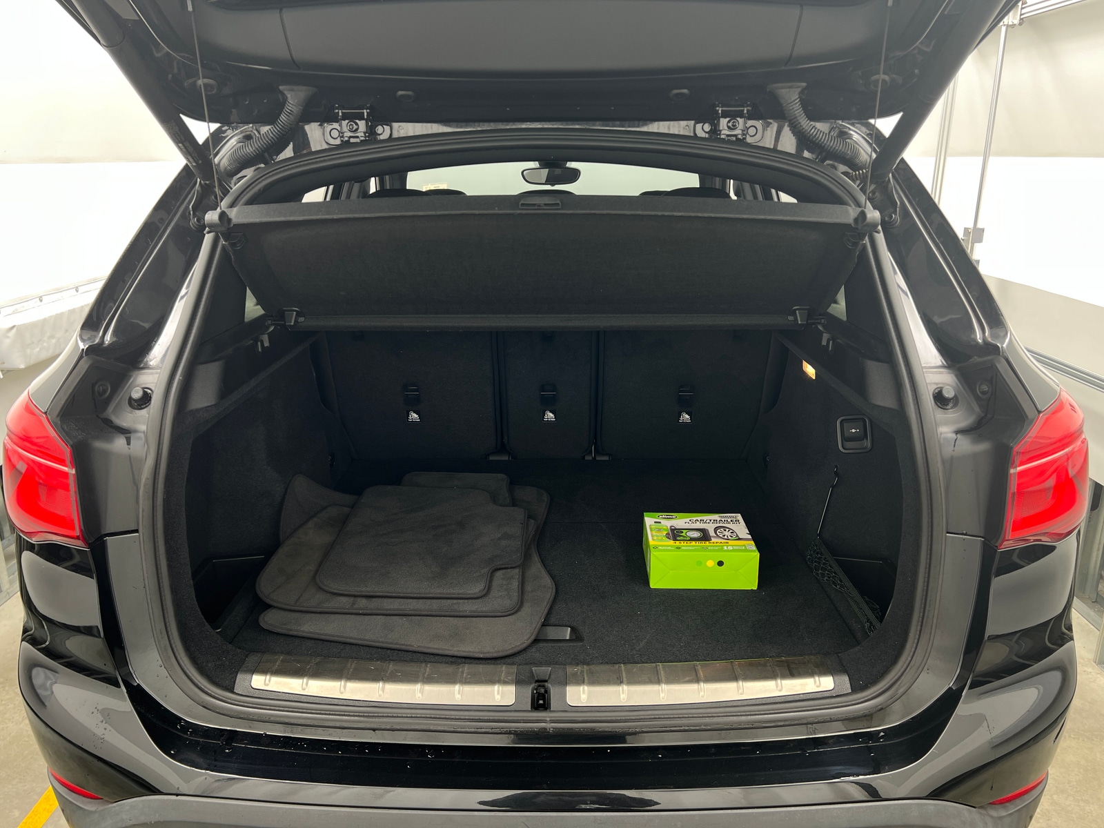 Thumbnail: 2019 BMW X1 - 6