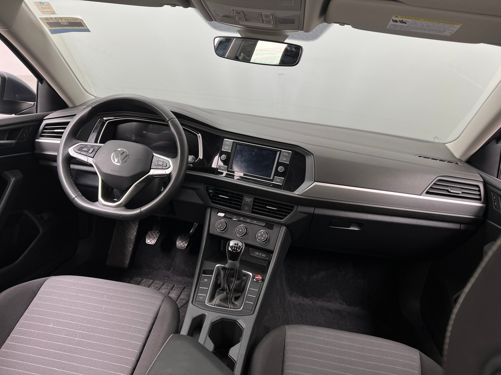 Thumbnail: 2024 Volkswagen Jetta - 3