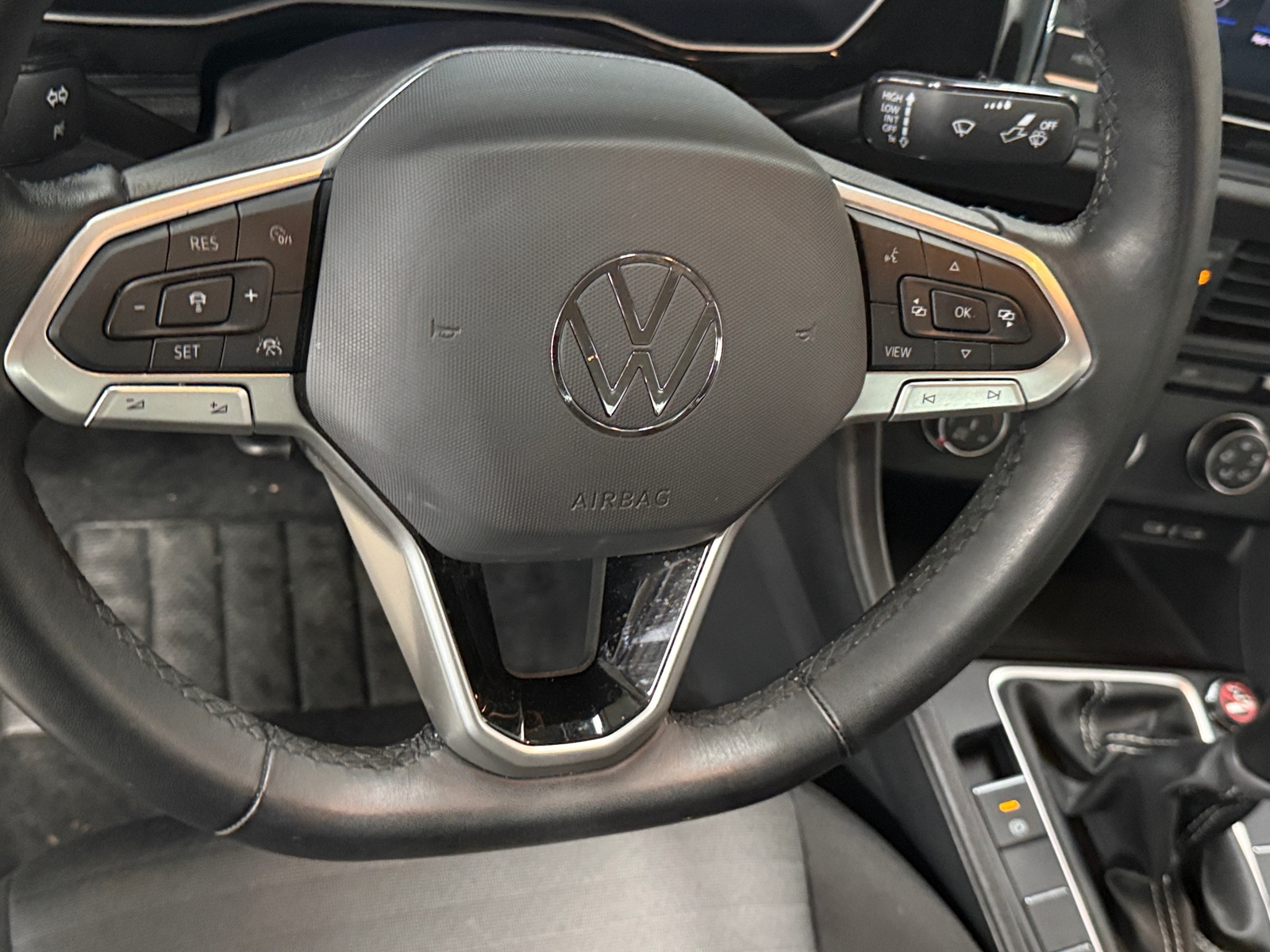 Thumbnail: 2024 Volkswagen Jetta - 5