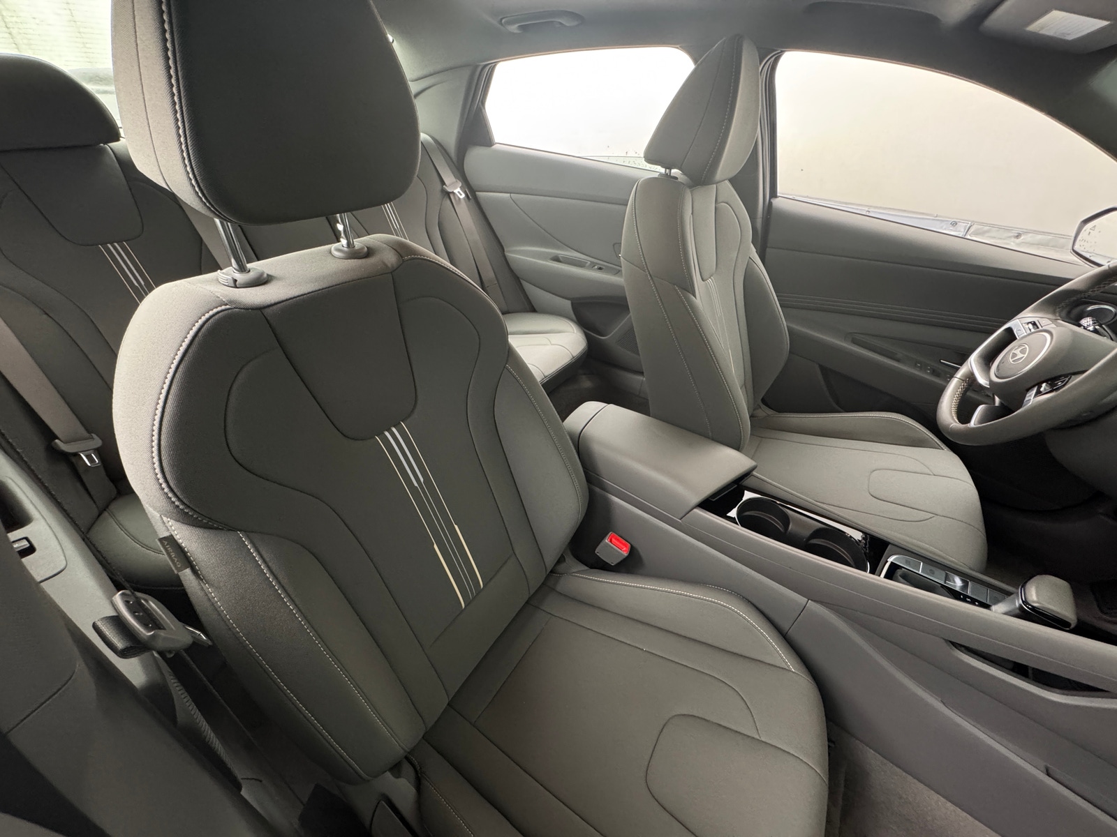 Thumbnail: 2024 Hyundai Elantra - 2