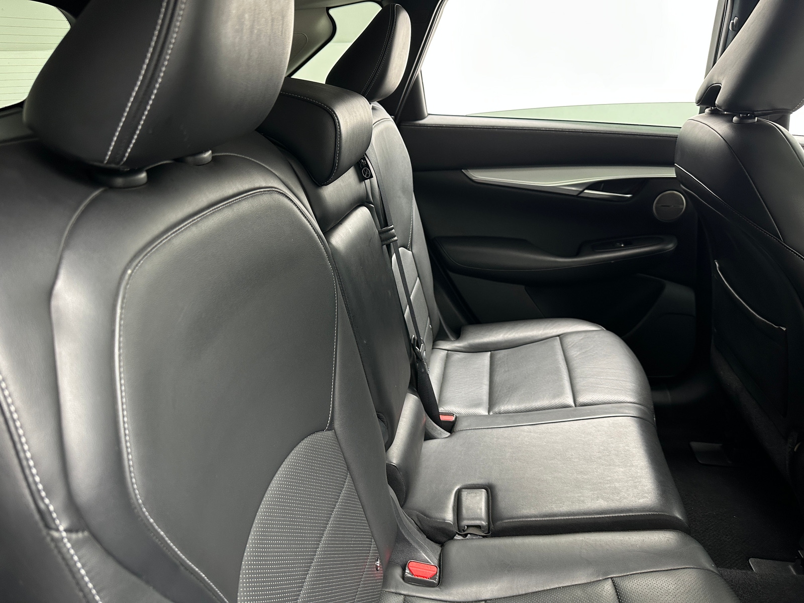 Thumbnail: 2019 INFINITI QX50 - 5