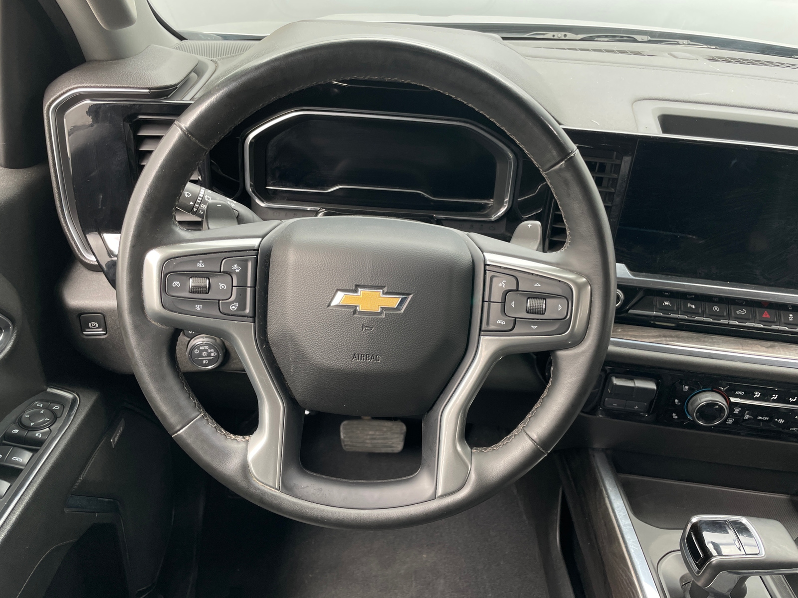 Thumbnail: 2023 Chevrolet Silverado 1500 - 4