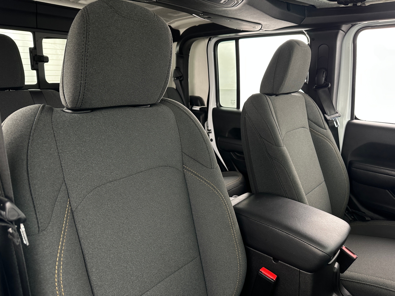 Thumbnail: 2025 Jeep Gladiator - 2