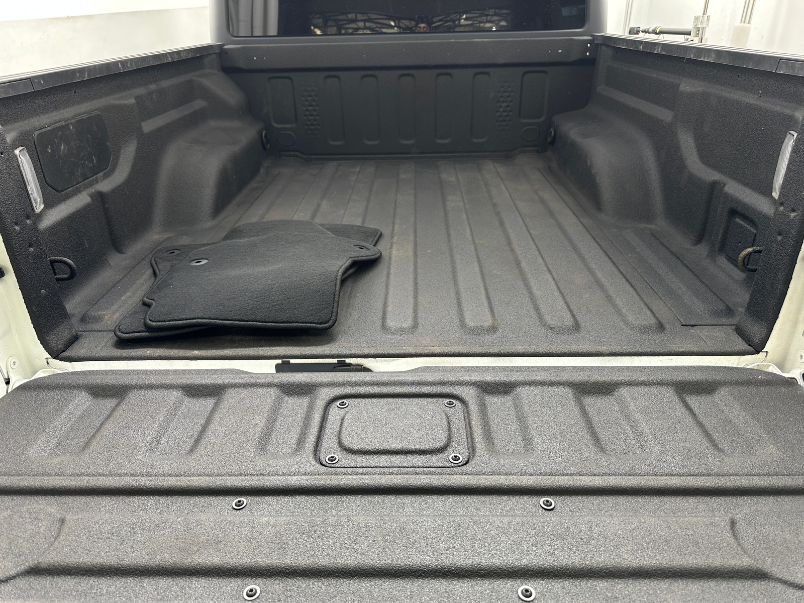 Thumbnail: 2025 Jeep Gladiator - 7