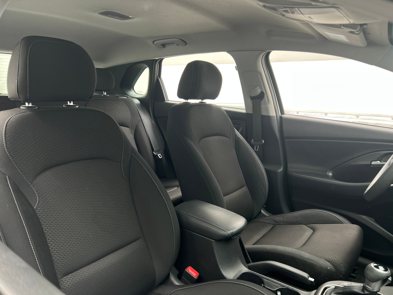 Thumbnail: 2018 Hyundai Elantra - 2