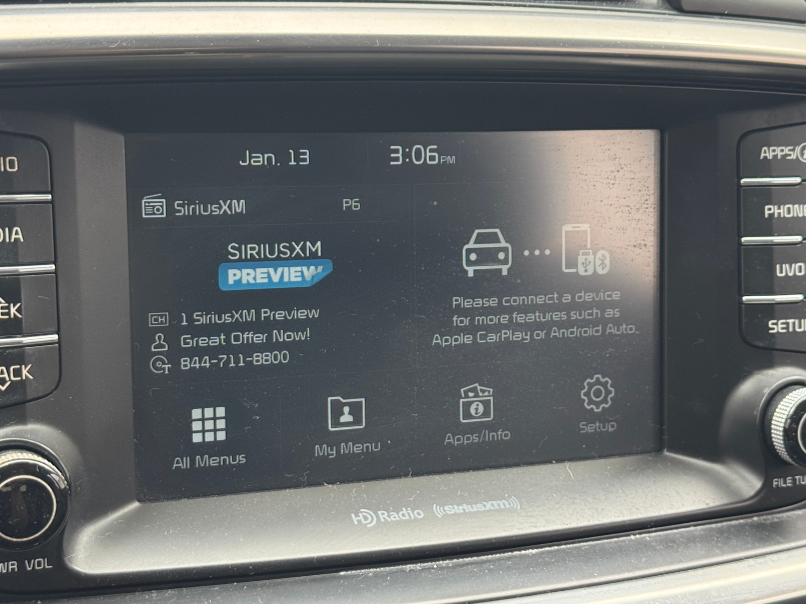 Thumbnail: 2017 Kia Sorento - 3