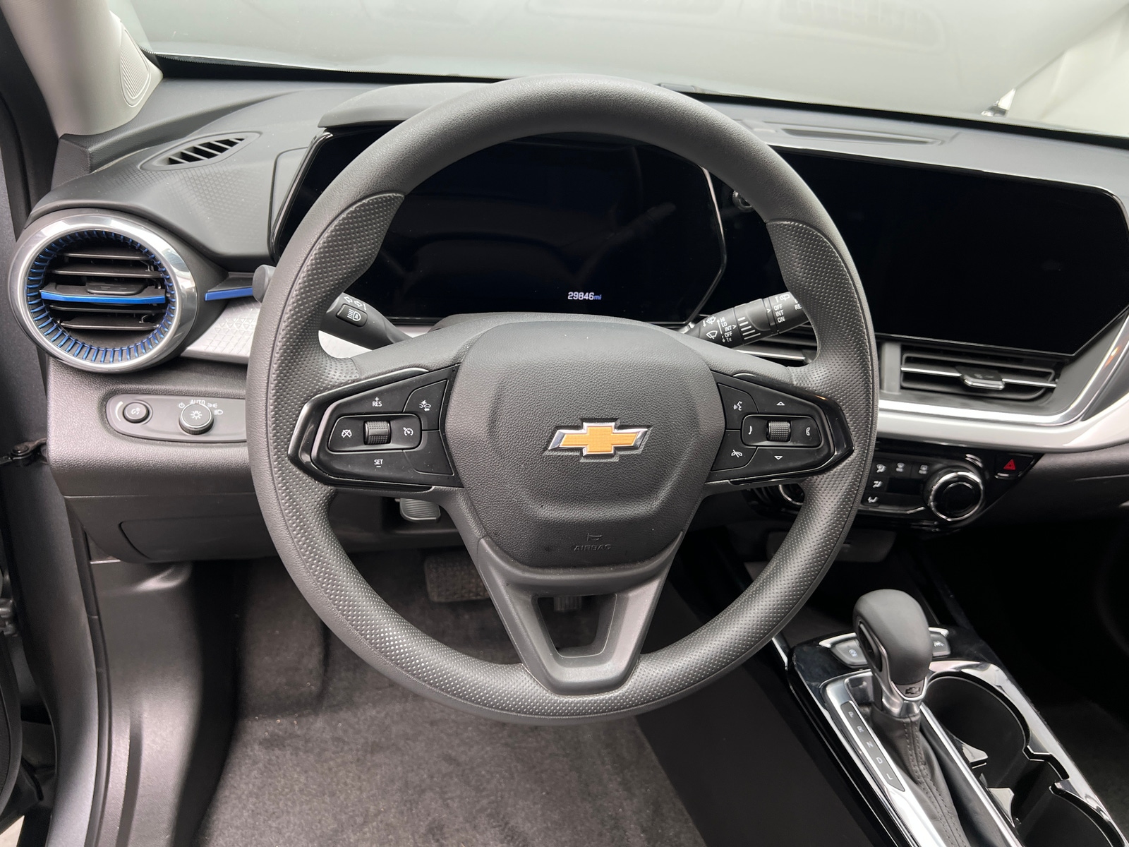 Thumbnail: 2025 Chevrolet Trax - 5