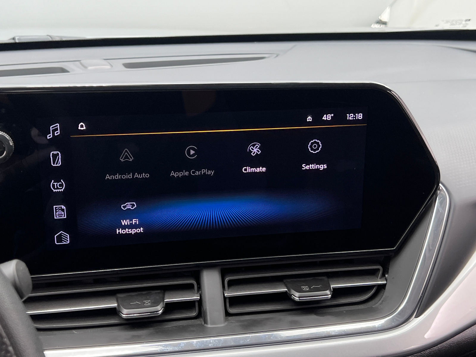 Thumbnail: 2025 Chevrolet Trax - 4