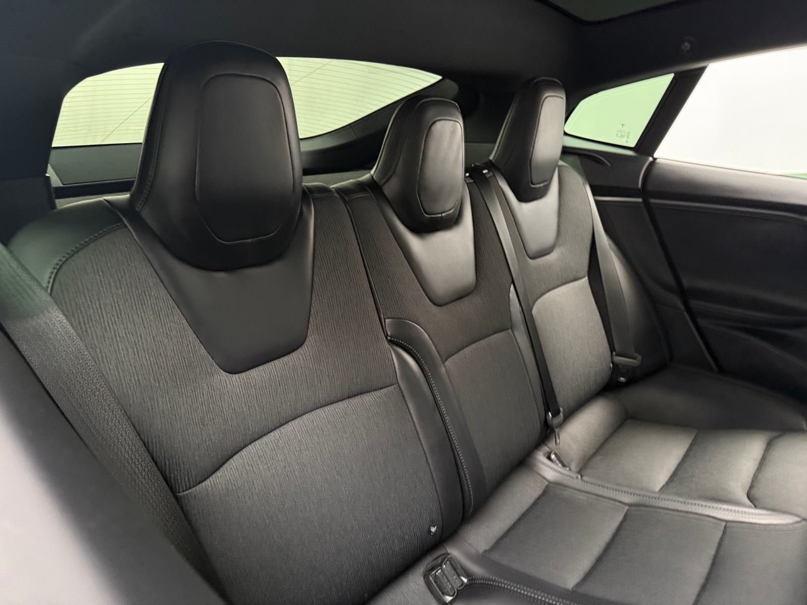 Thumbnail: 2018 Tesla Model S - 5