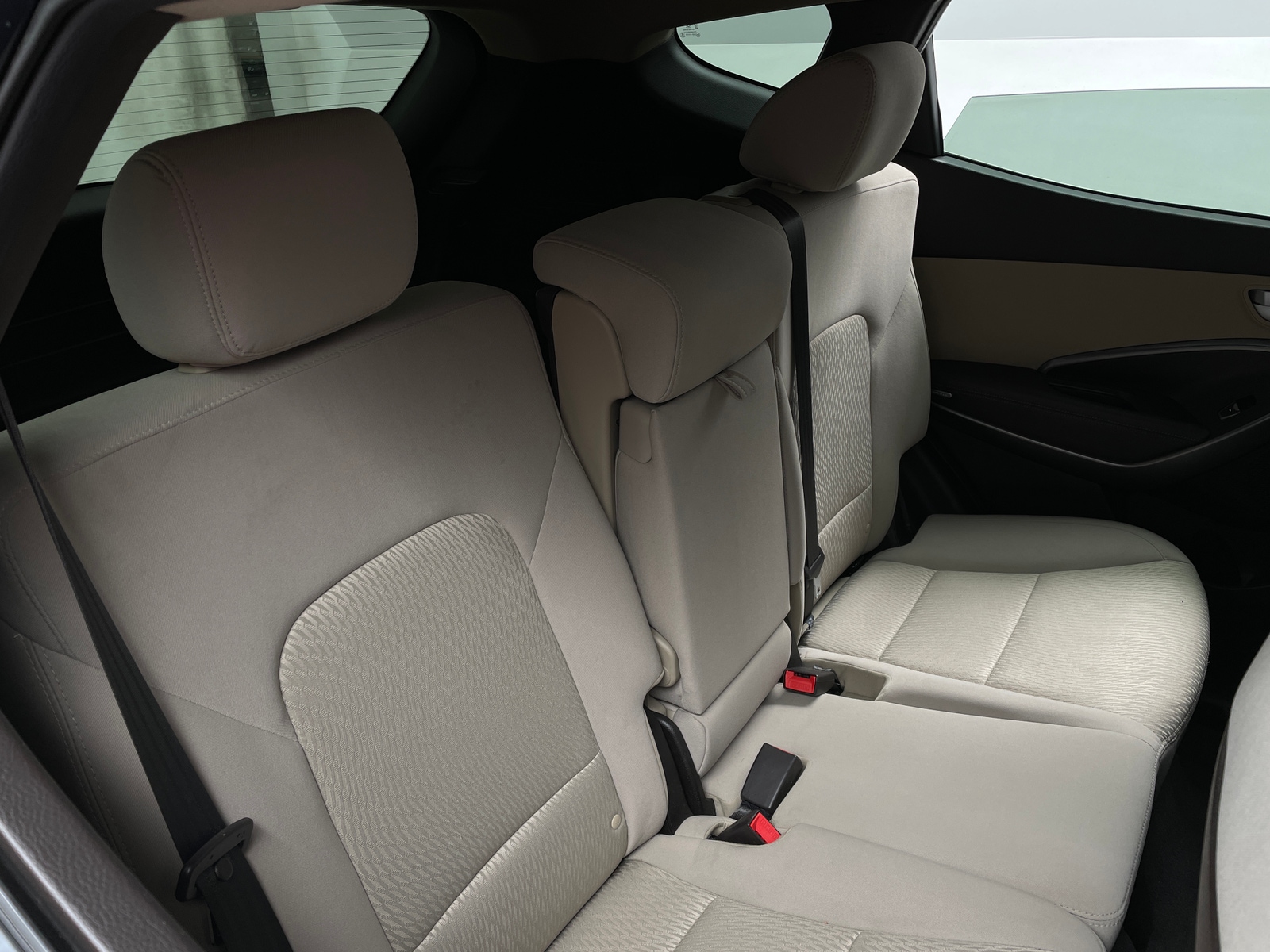 Thumbnail: 2017 Hyundai Santa Fe - 6