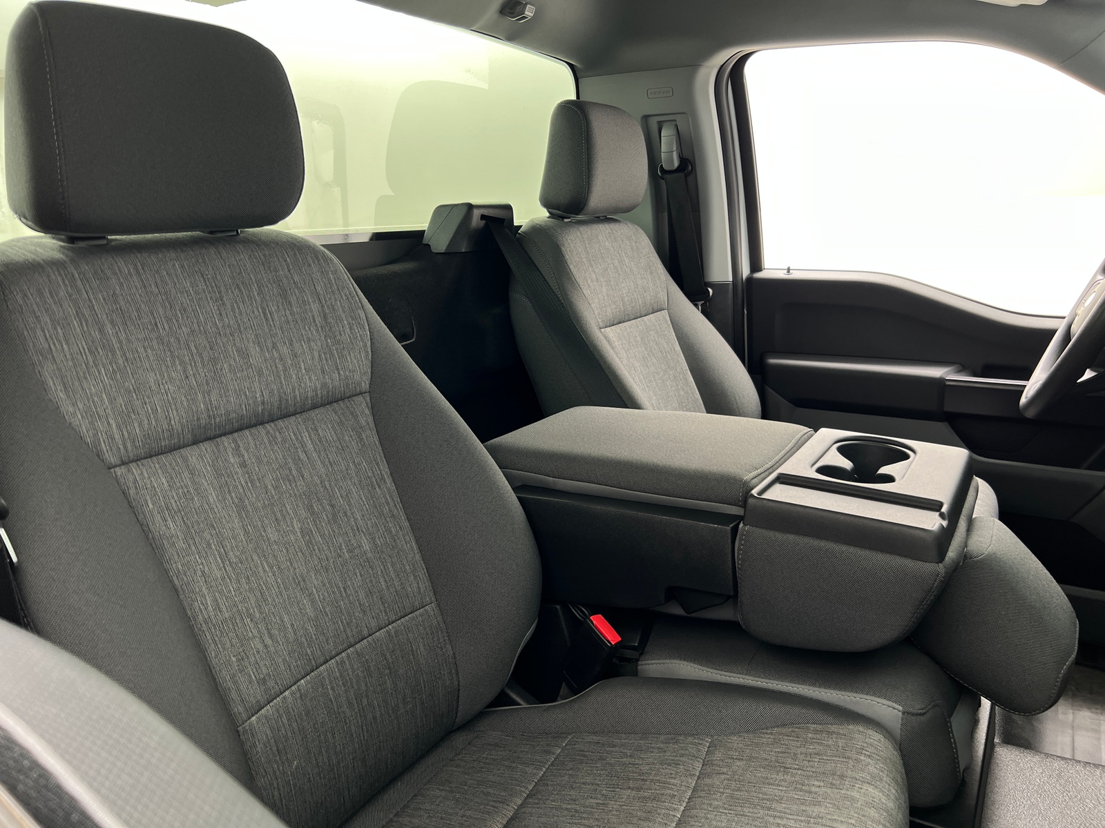 Thumbnail: 2022 Ford Econoline - 2