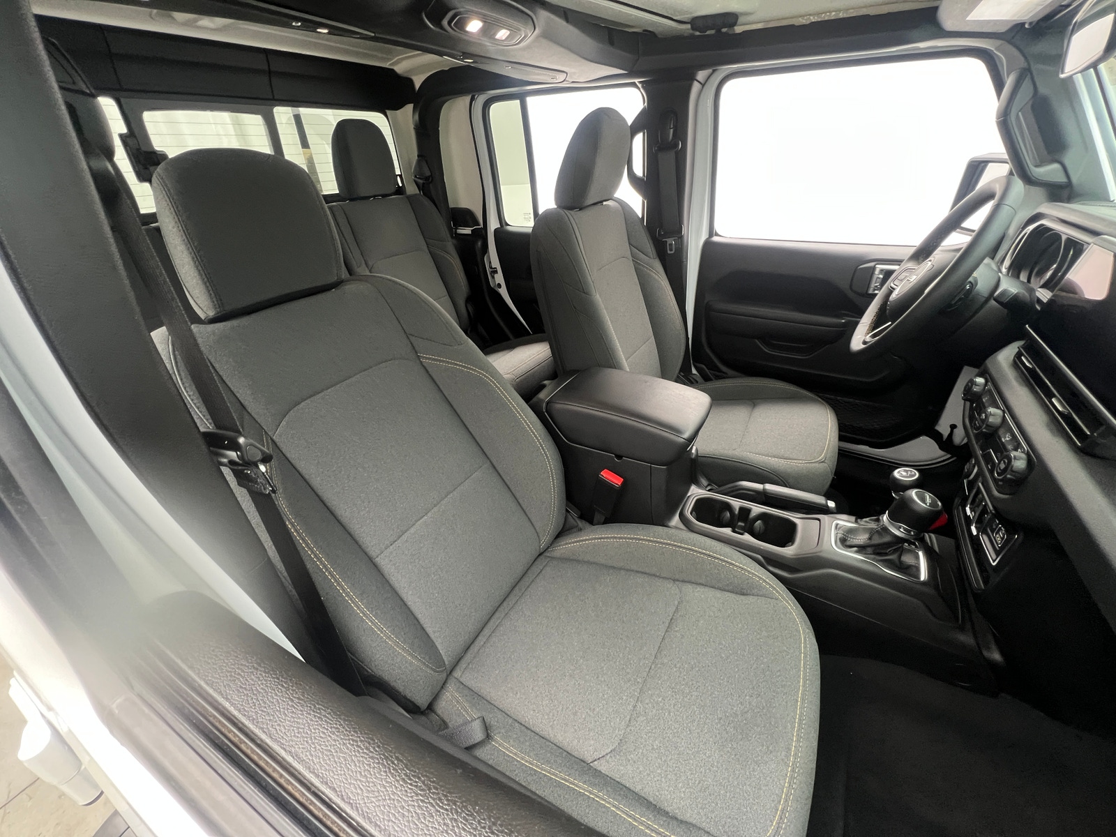 Thumbnail: 2025 Jeep Gladiator - 2