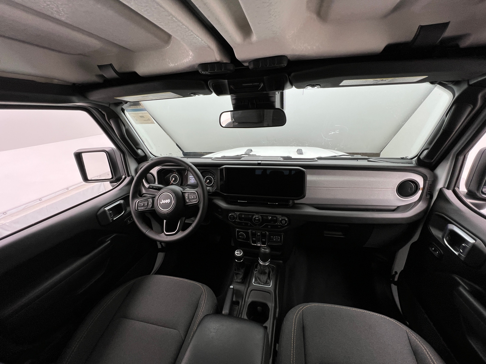 Thumbnail: 2025 Jeep Gladiator - 3