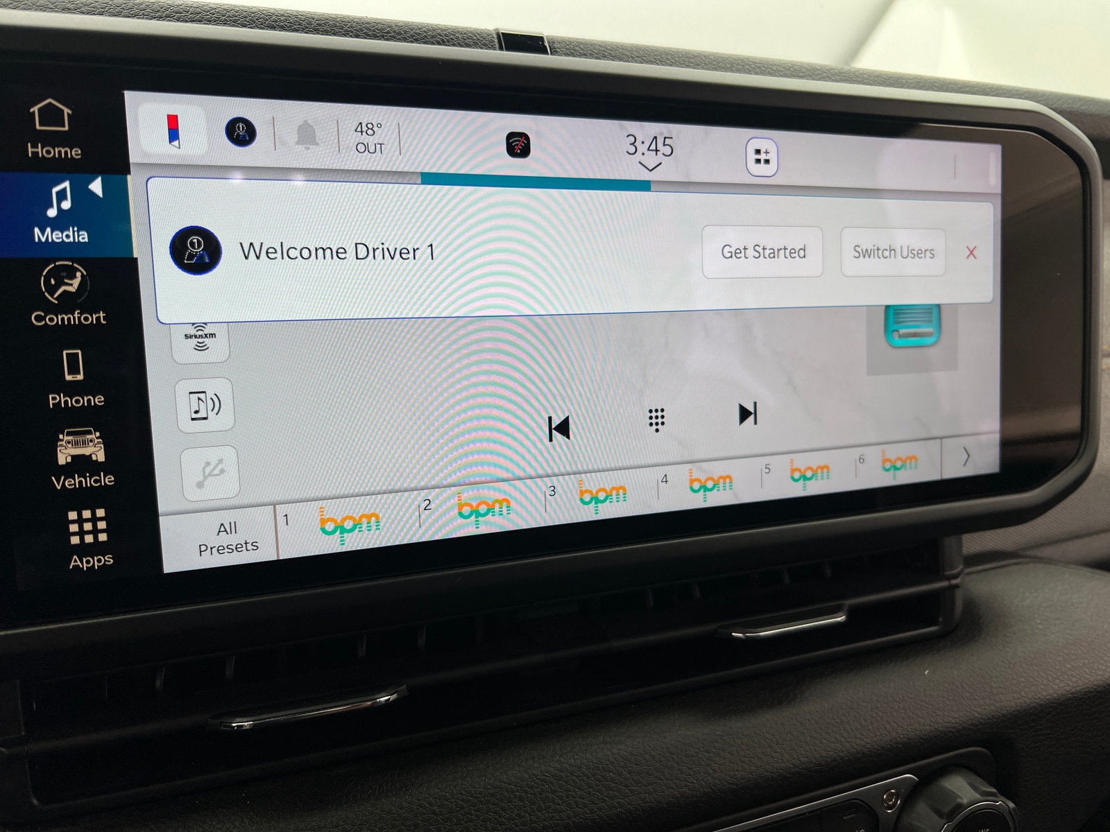 Thumbnail: 2025 Jeep Gladiator - 4