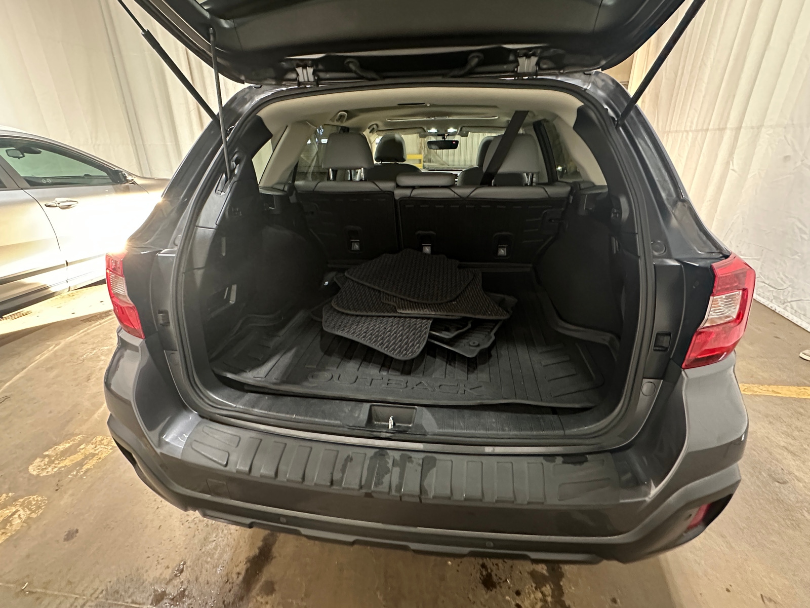 Thumbnail: 2019 Subaru Outback - 6