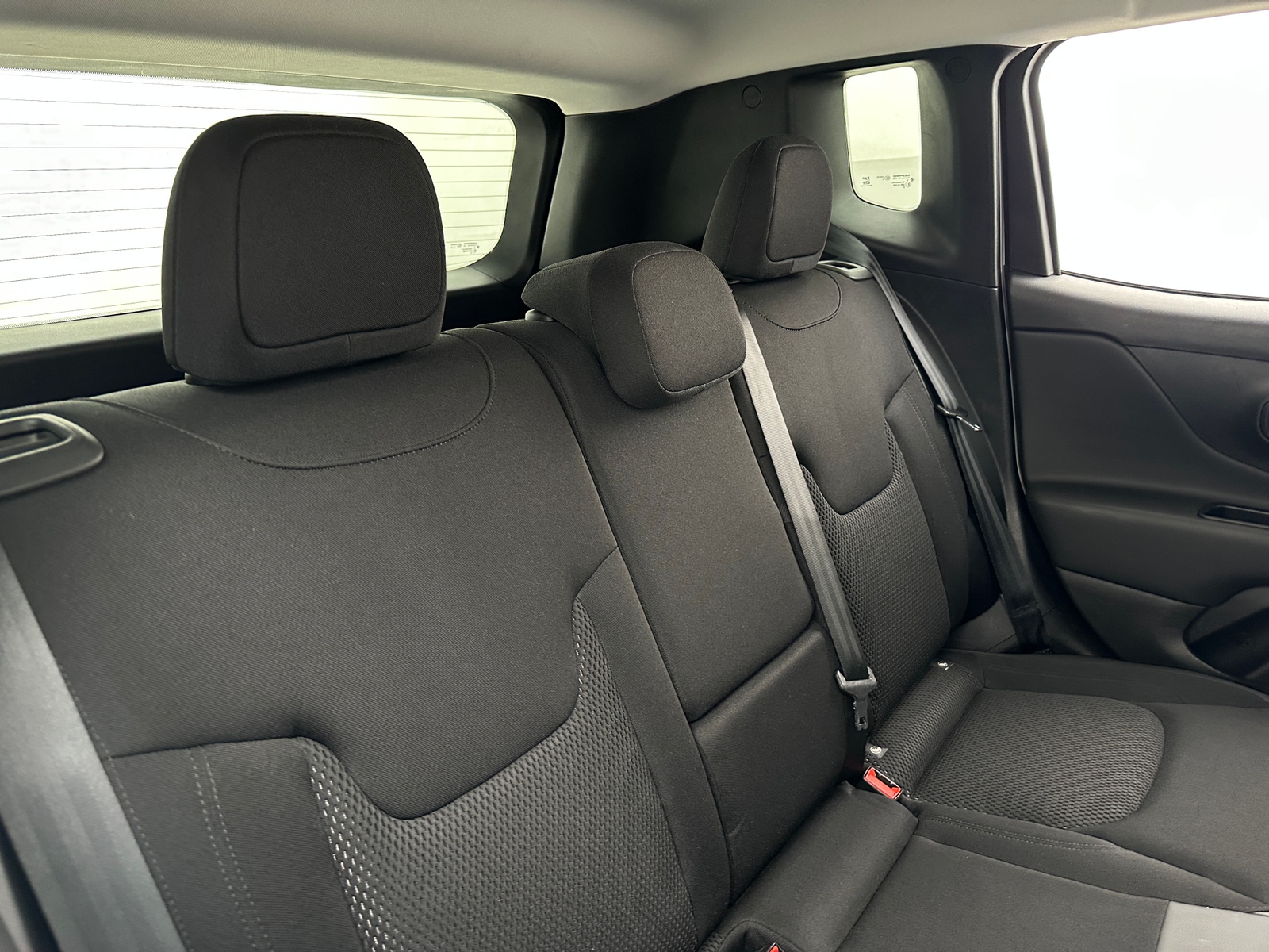 Thumbnail: 2020 Jeep Renegade - 6