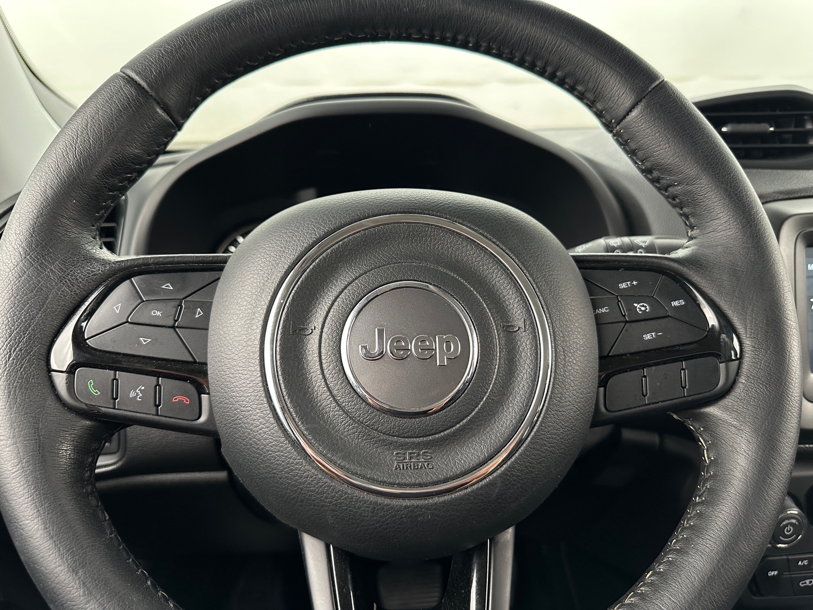 Thumbnail: 2020 Jeep Renegade - 5