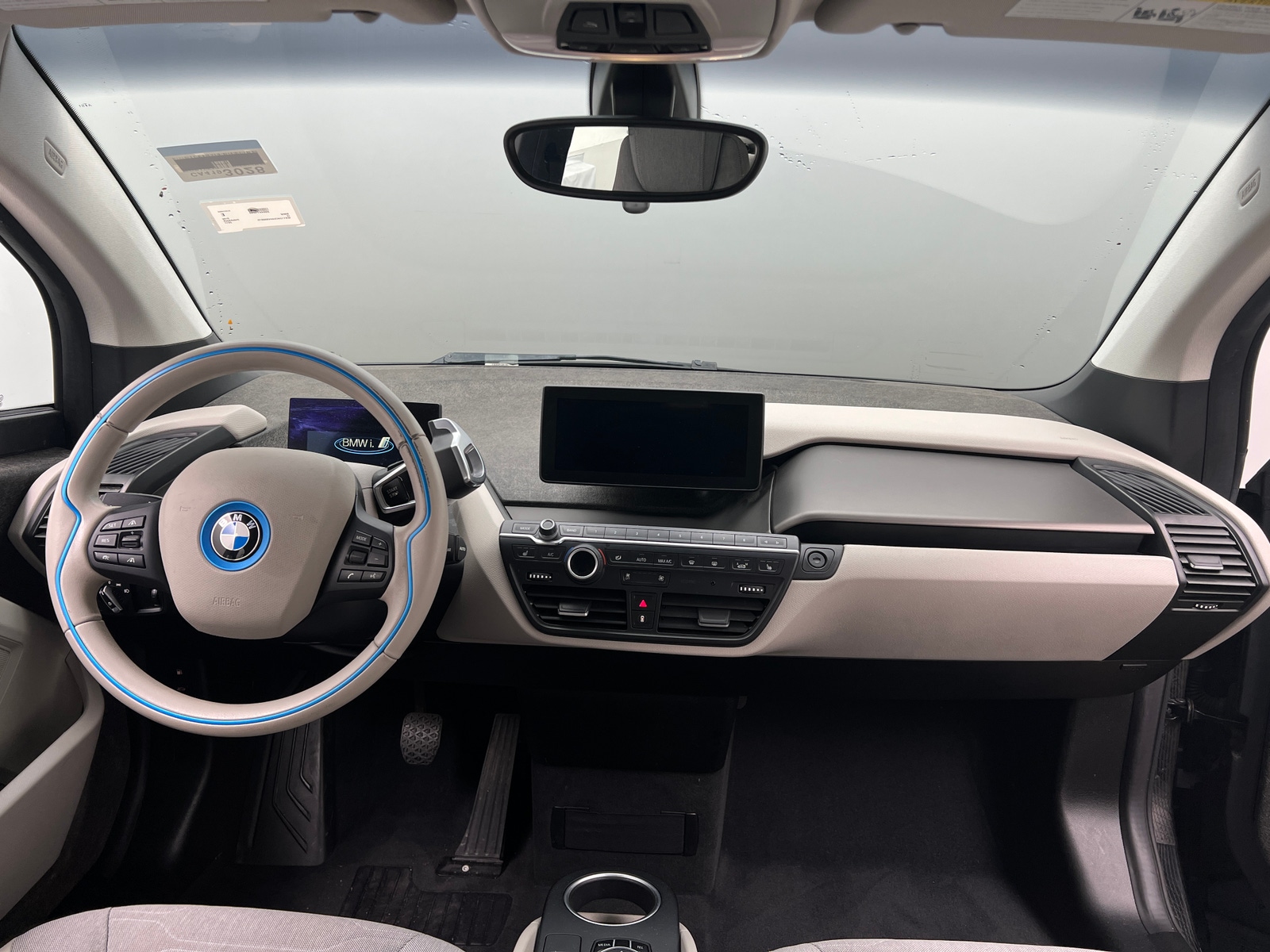 Thumbnail: 2017 BMW i3 - 3