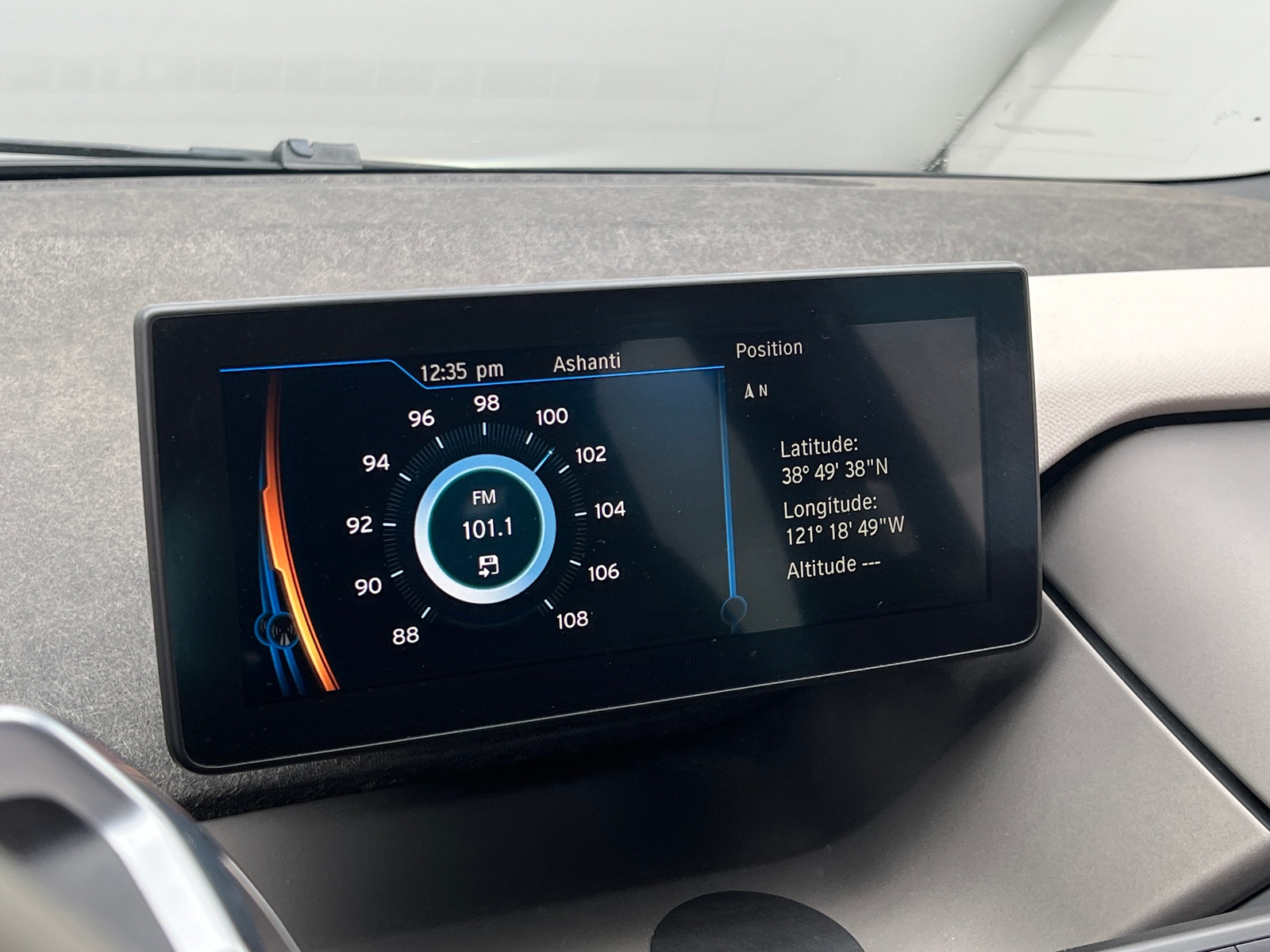 Thumbnail: 2017 BMW i3 - 4