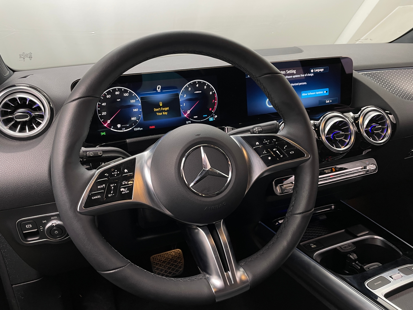 Thumbnail: 2025 Mercedes-Benz GLA - 4