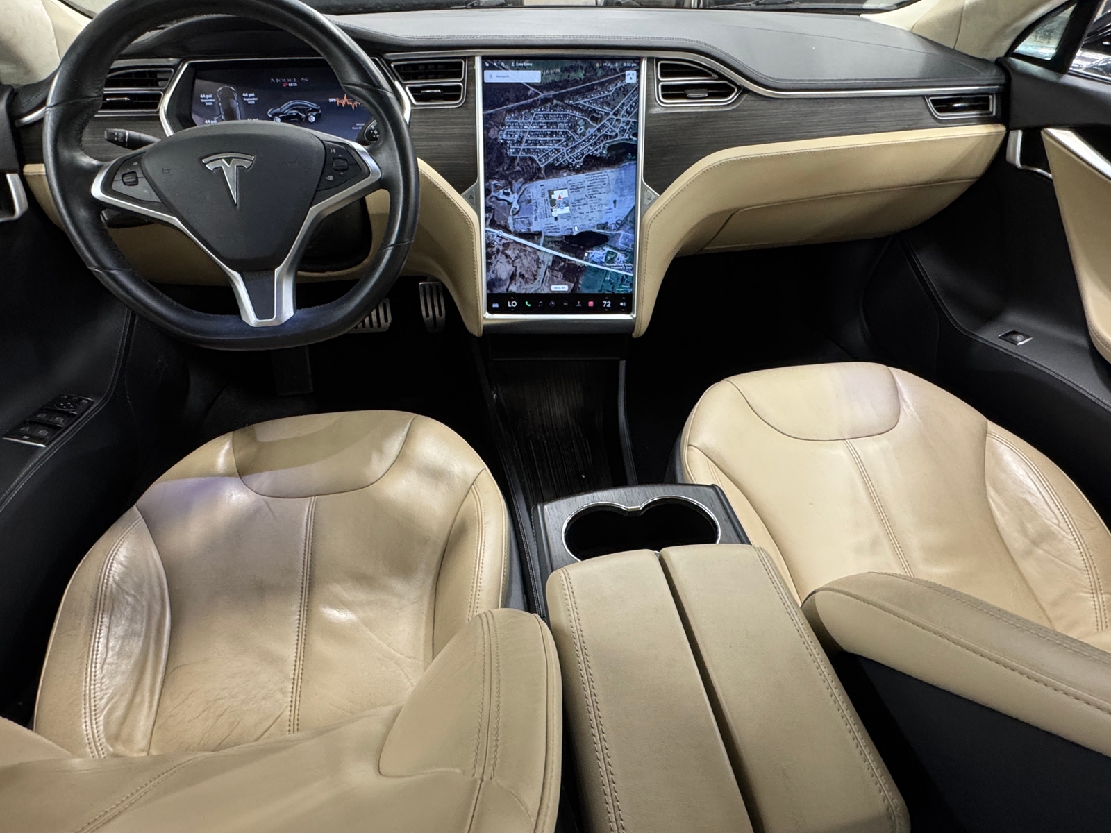 Thumbnail: 2014 Tesla Model S - 2