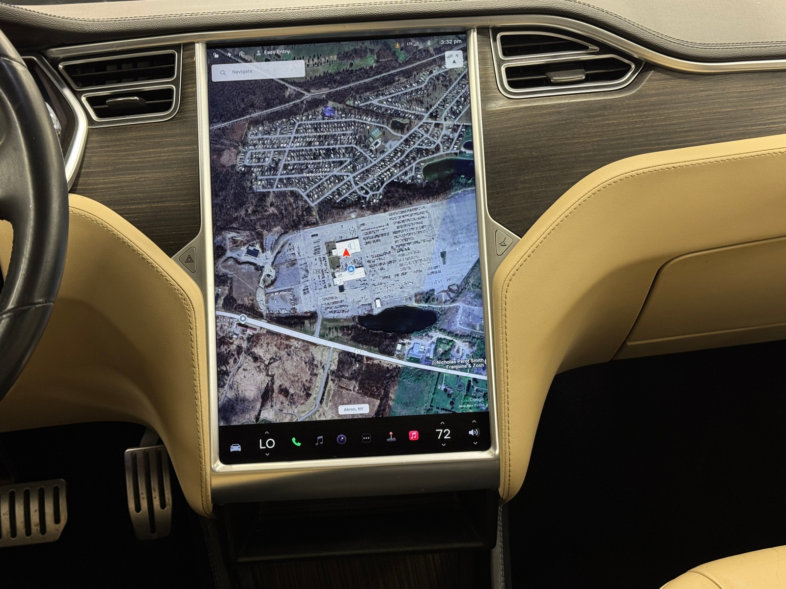 Thumbnail: 2014 Tesla Model S - 3