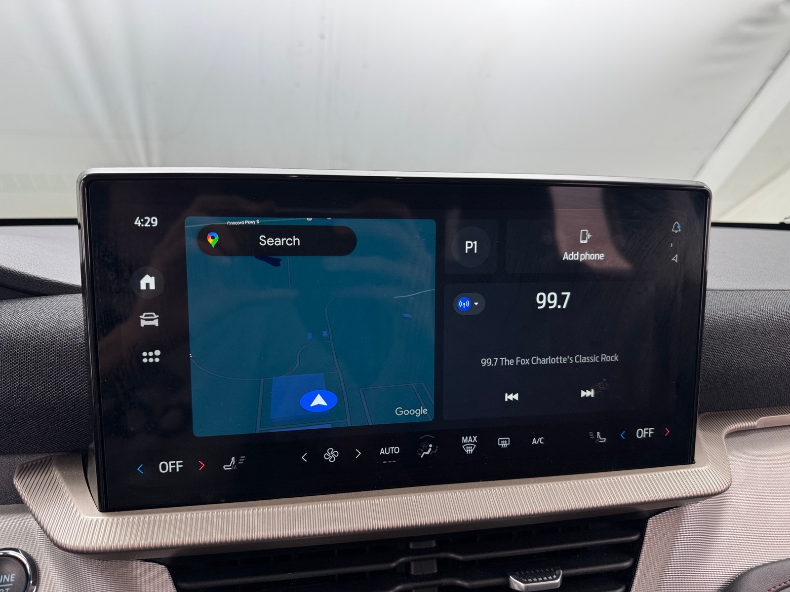 Thumbnail: 2025 Ford Explorer - 4