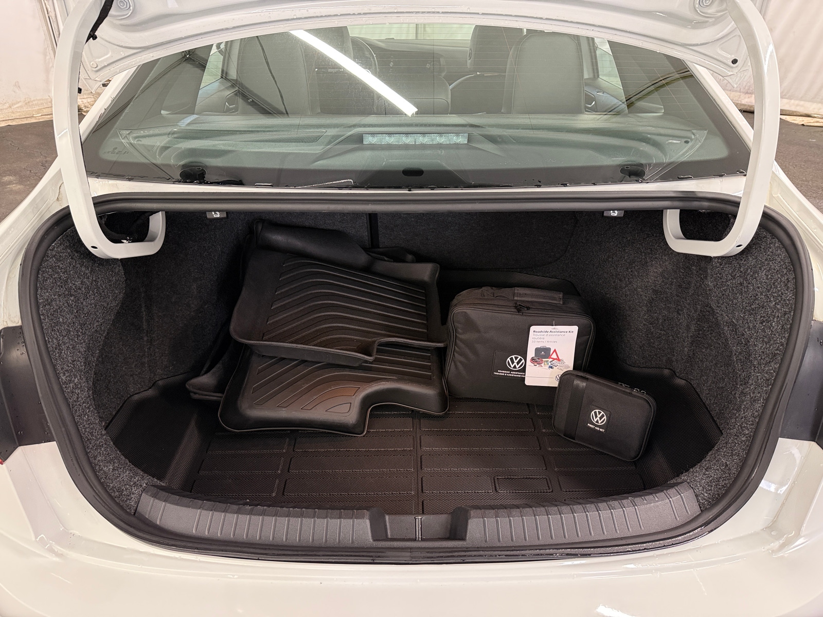 Thumbnail: 2023 Volkswagen Jetta - 7